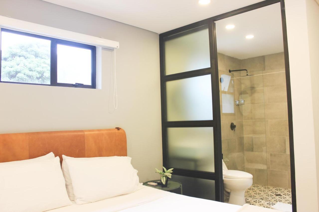 574 Hotel 메딜린 외부 사진