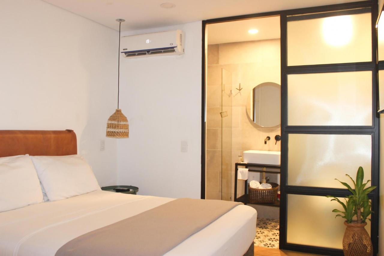 574 Hotel 메딜린 외부 사진