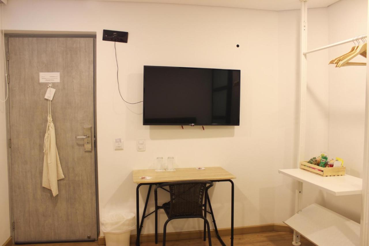 574 Hotel 메딜린 외부 사진