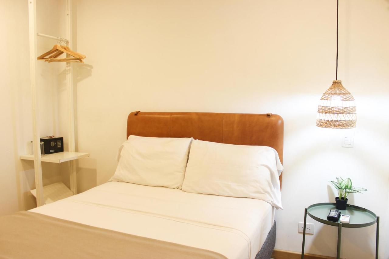 574 Hotel 메딜린 외부 사진