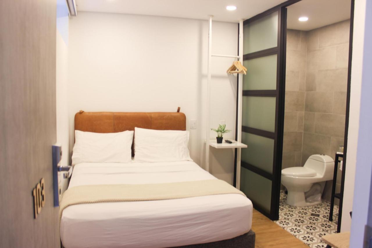 574 Hotel 메딜린 외부 사진
