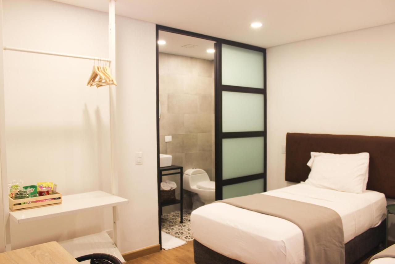 574 Hotel 메딜린 외부 사진