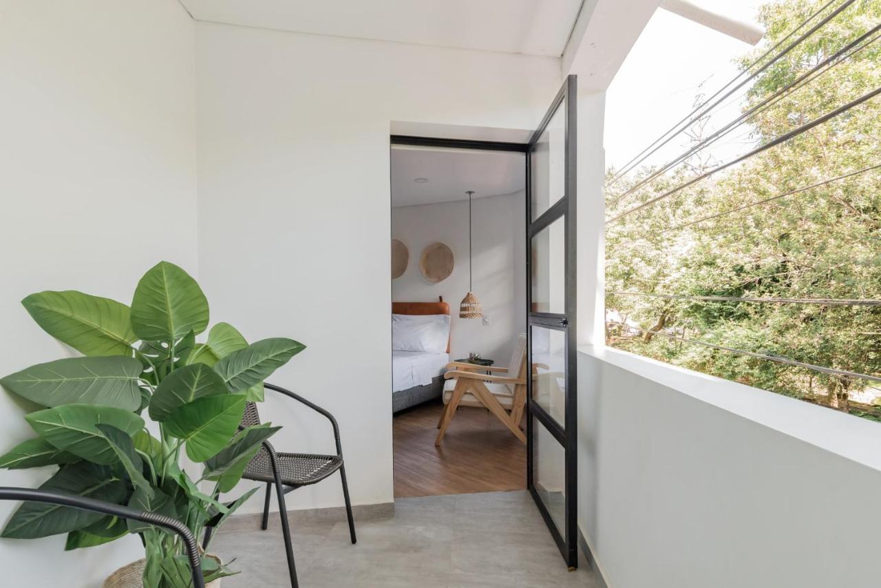 574 Hotel 메딜린 외부 사진